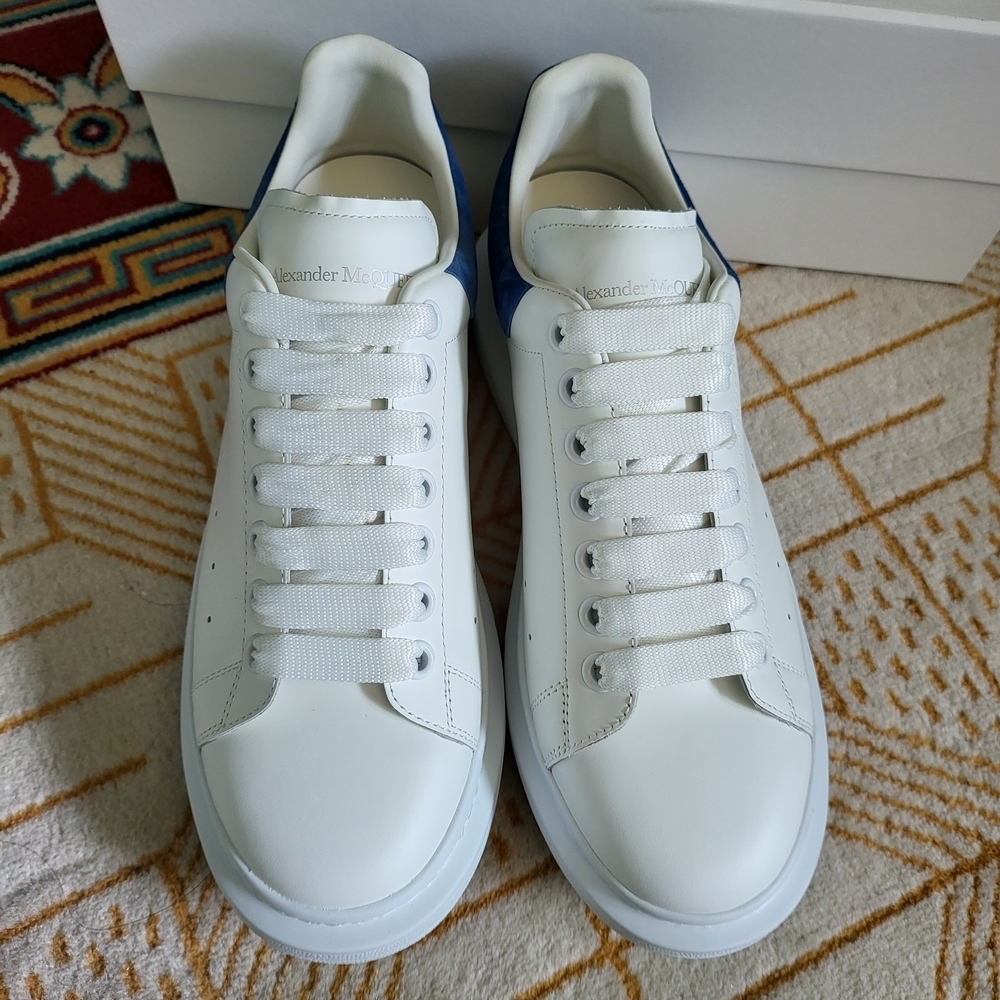 Alexander McQueen Men's Sneakers in White and Blue - Picture 2 of 12